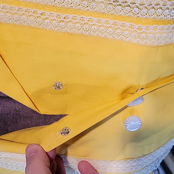 Vintage Yellow Pleat Dress - Picture 6 of 16